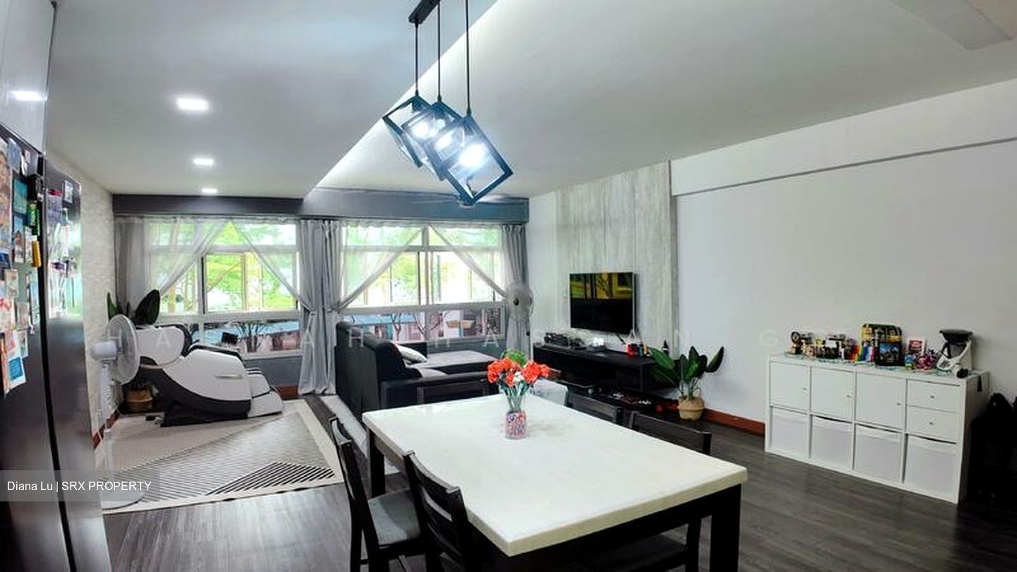 Blk 426C Floral Spring @ Yishun (Yishun), HDB 5 Rooms #501991851